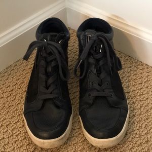 Calvin Klein Women’s size 9 sneakers